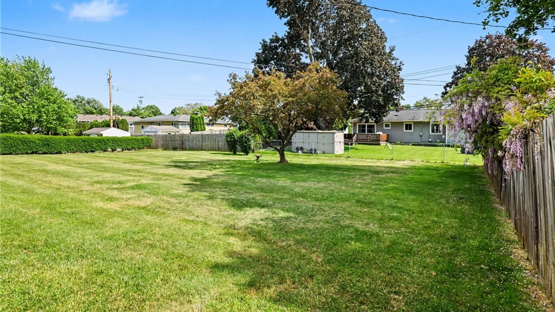 Property at 151 Queens Lane, Irondequoit, NY 14617 33