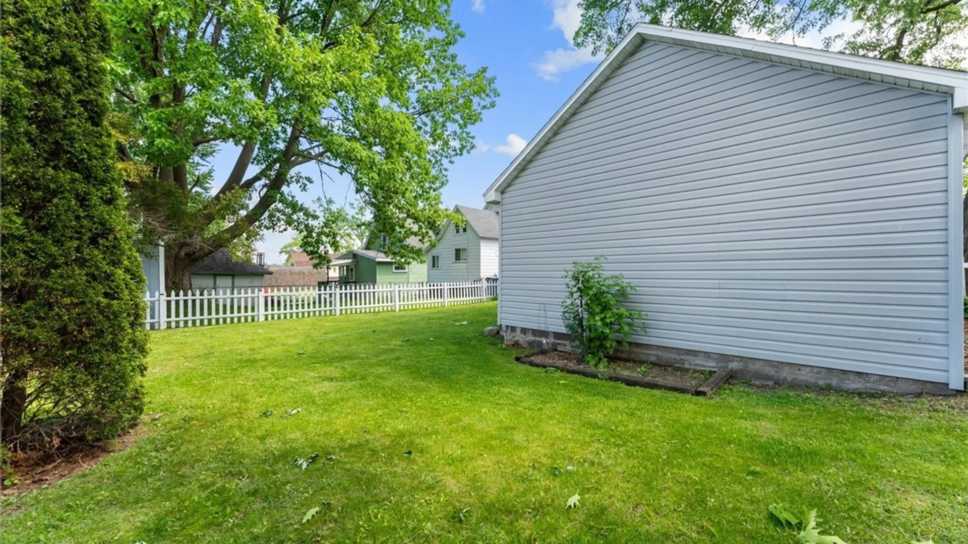 Property at 211 Norwood Avenue, Syracuse, NY 13206 35