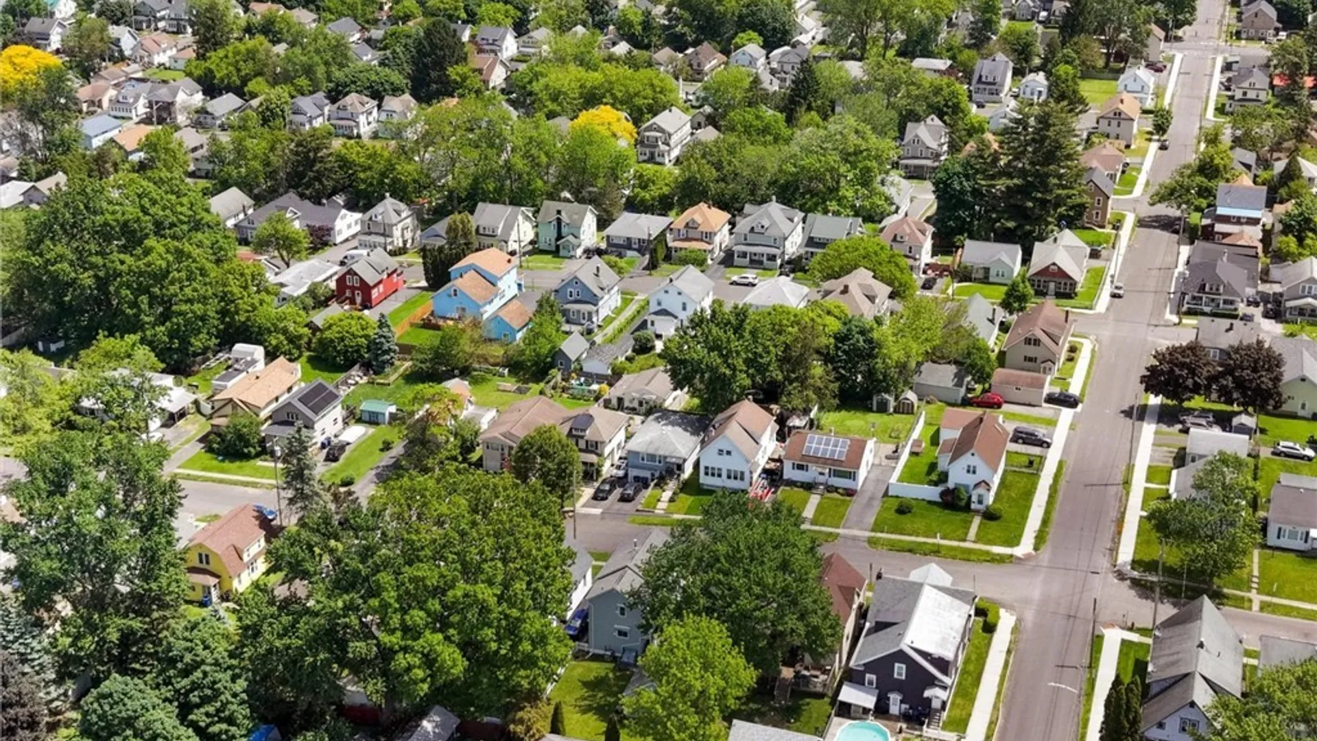 Property at 211 Norwood Avenue, Syracuse, NY 13206 40