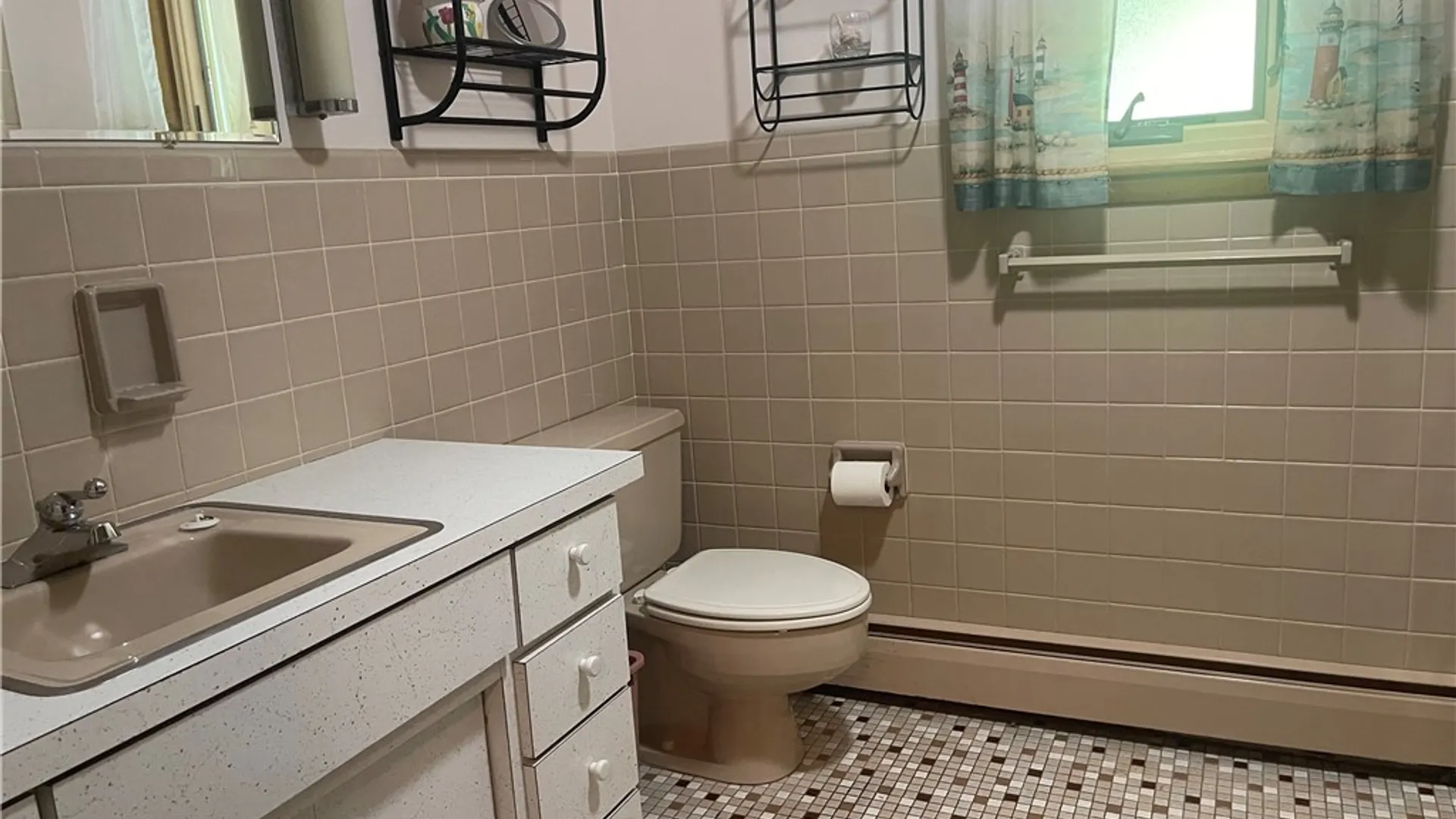 Property at 82 Cloyes Avenue, Lancaster, NY 14043 19