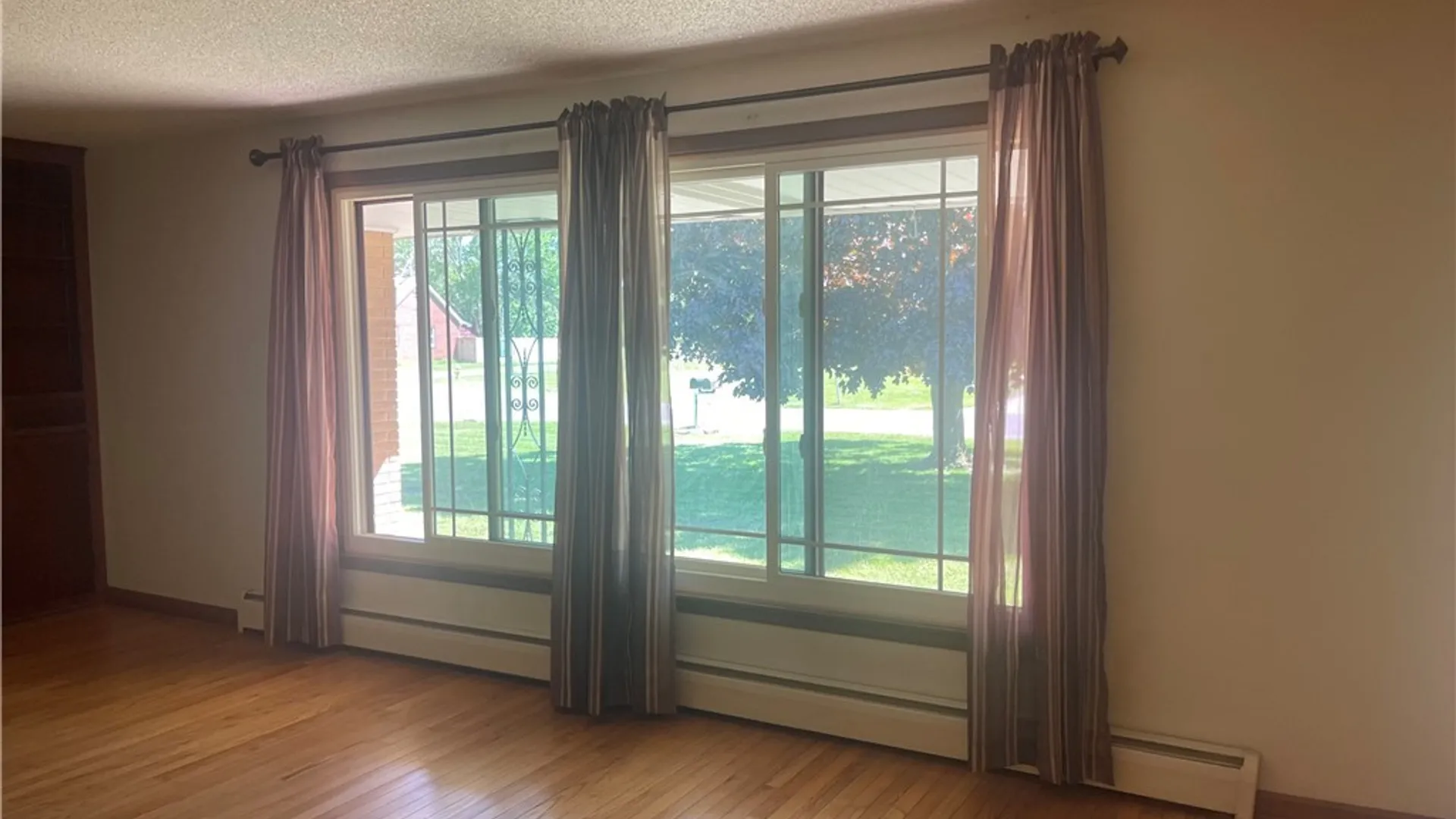 Property at 82 Cloyes Avenue, Lancaster, NY 14043 3