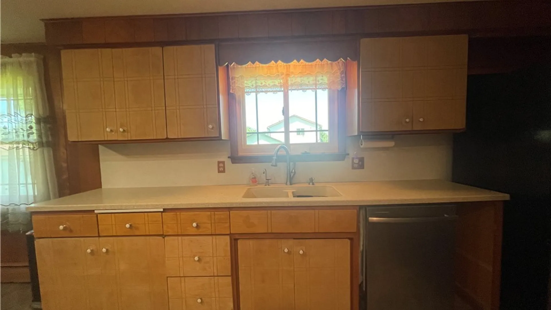 Property at 82 Cloyes Avenue, Lancaster, NY 14043 8