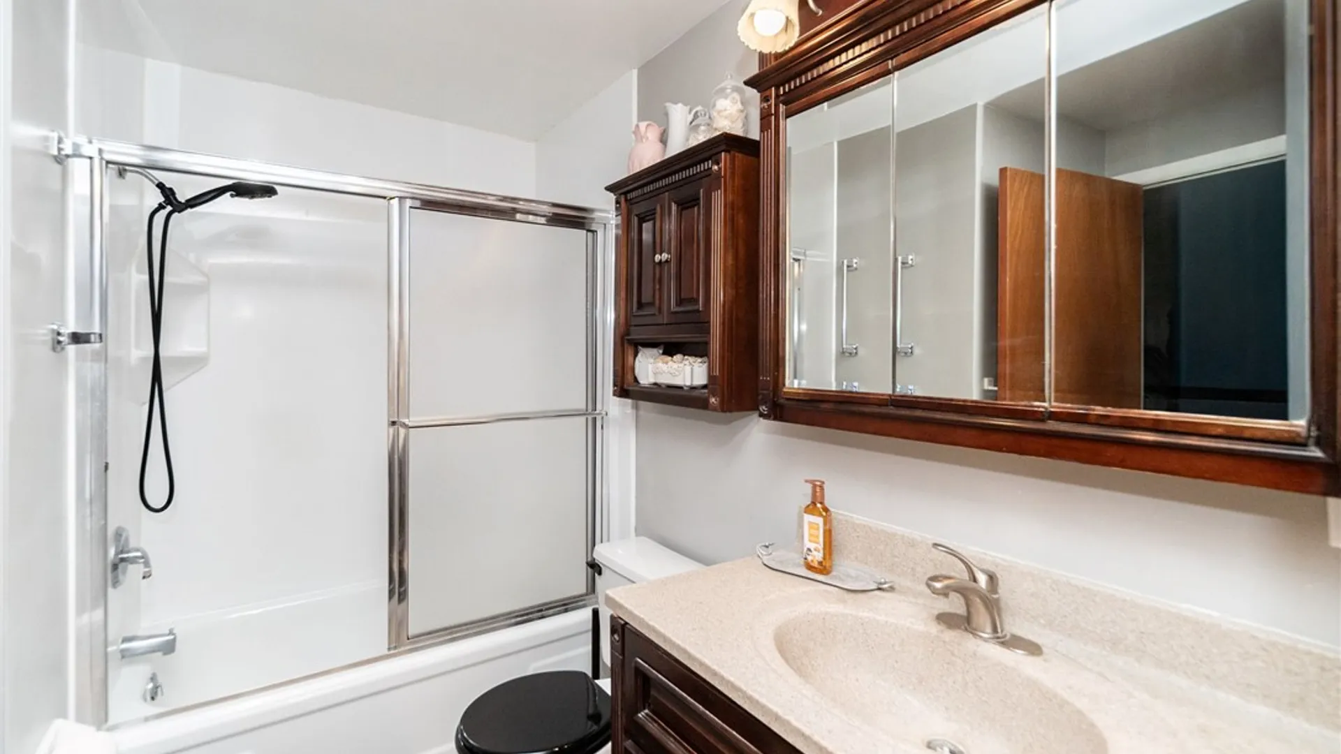 Property at 11 Gateway Drive, Batavia City, NY 14020 16