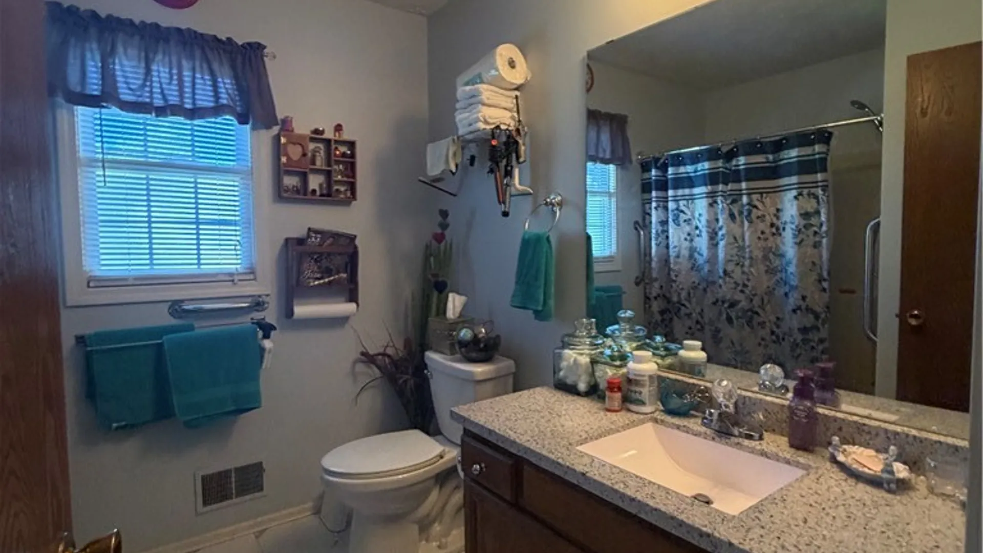 Property at 40 Sleepy Hollow, Chili, NY 14624 15