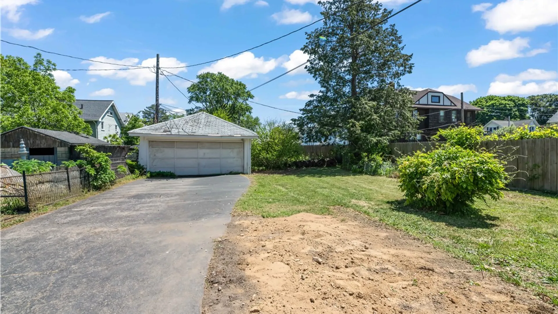 Property at 2936 Lake Avenue, Rochester, NY 14612 29