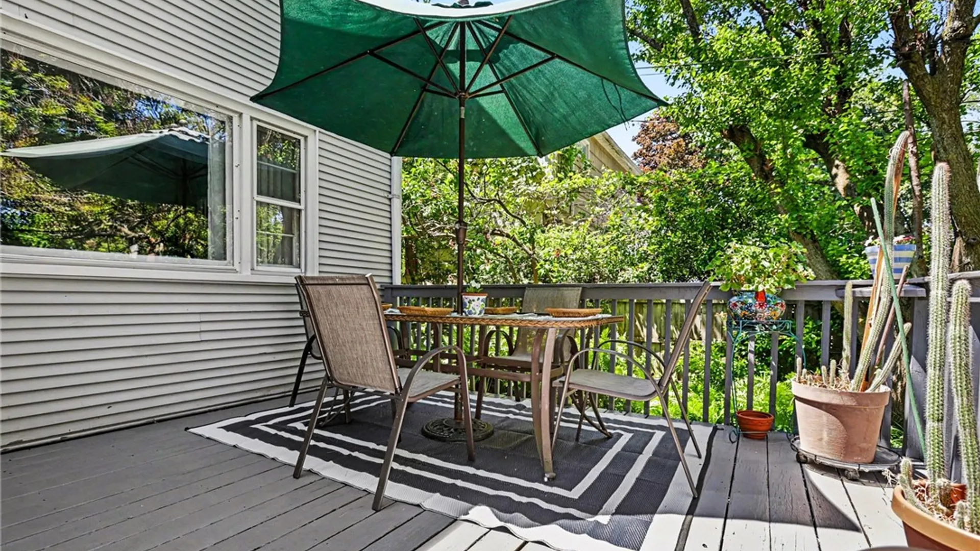 Property at 44 Rawlinson Road, Irondequoit, NY 14617 27