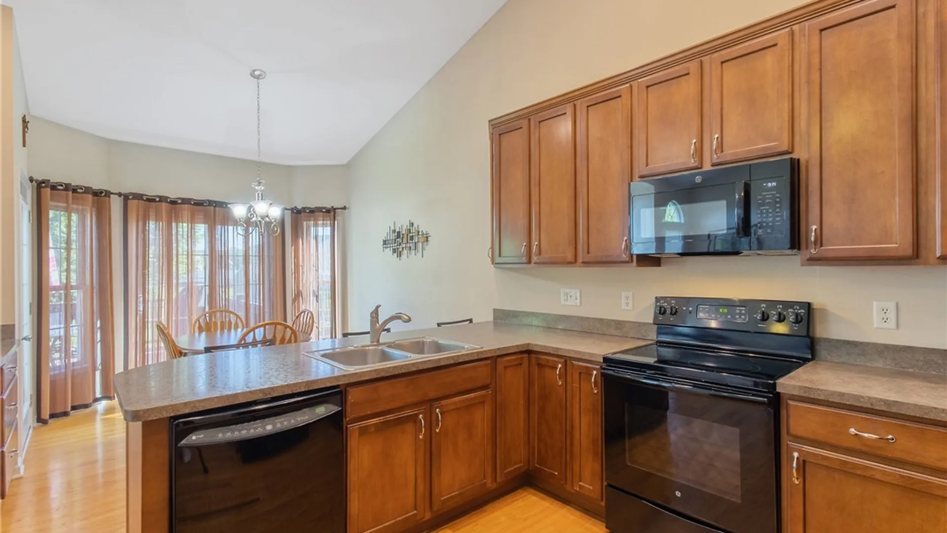 Property at 6297 Hessler Farm Path, Cicero, NY 13039 12