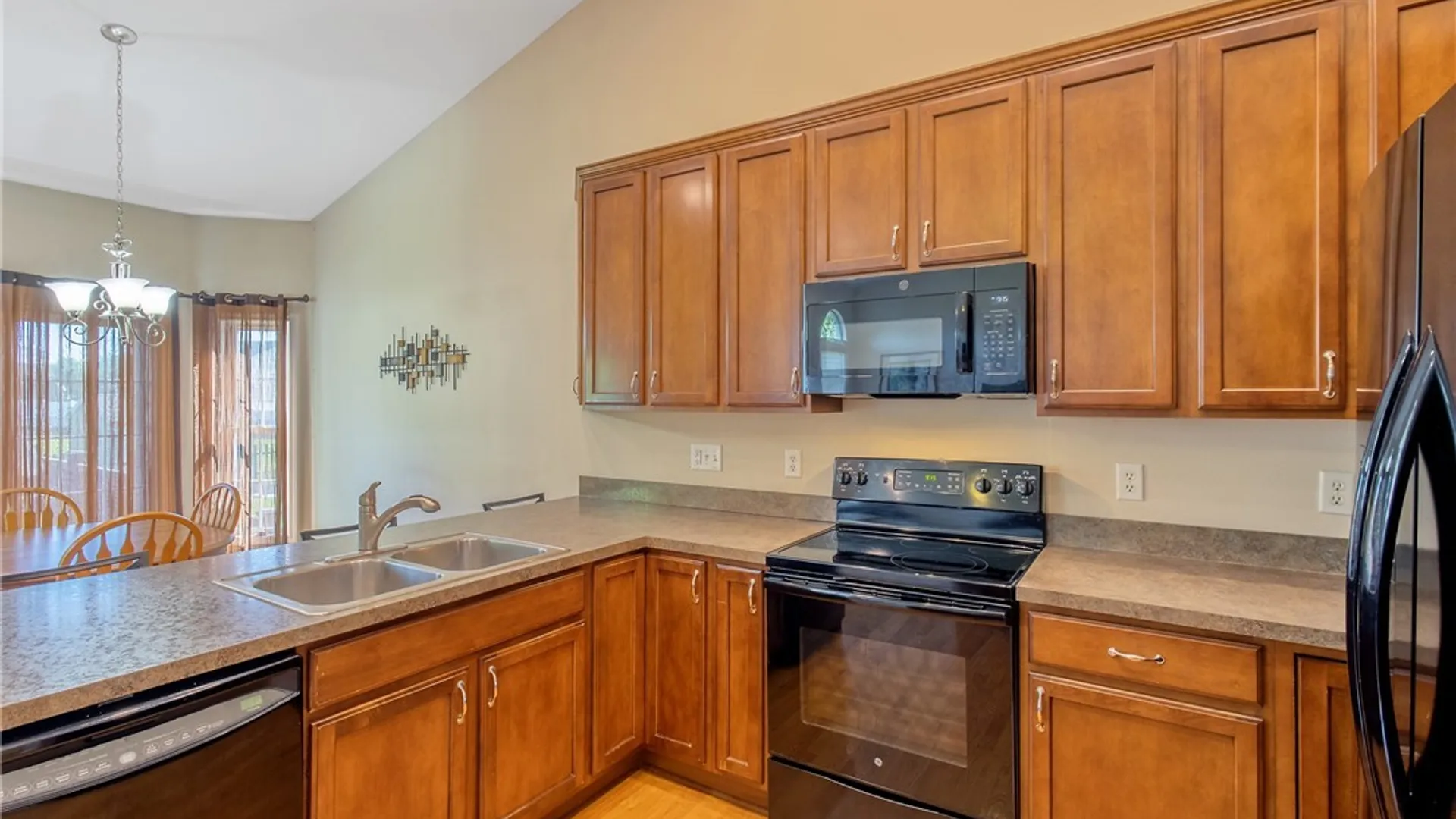 Property at 6297 Hessler Farm Path, Cicero, NY 13039 14