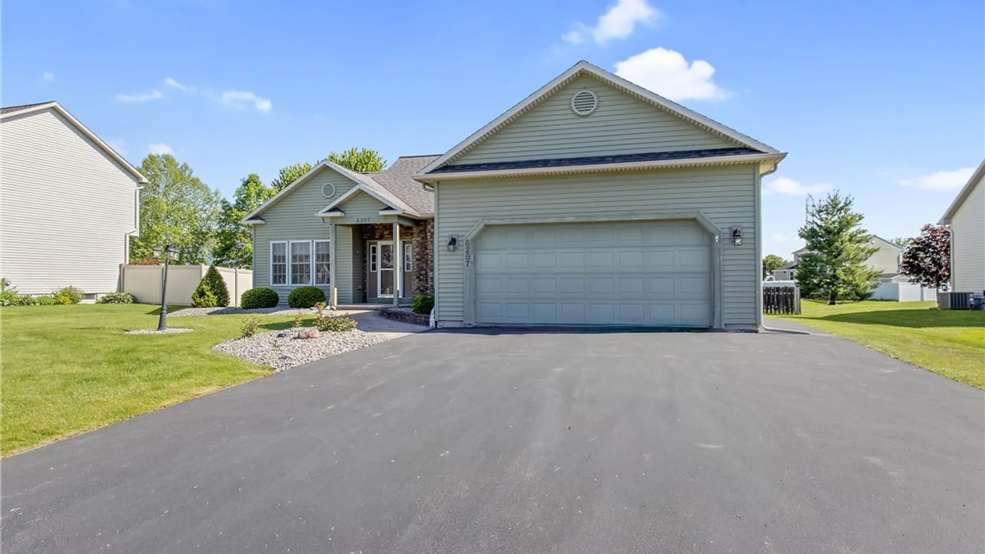 Property at 6297 Hessler Farm Path, Cicero, NY 13039 3