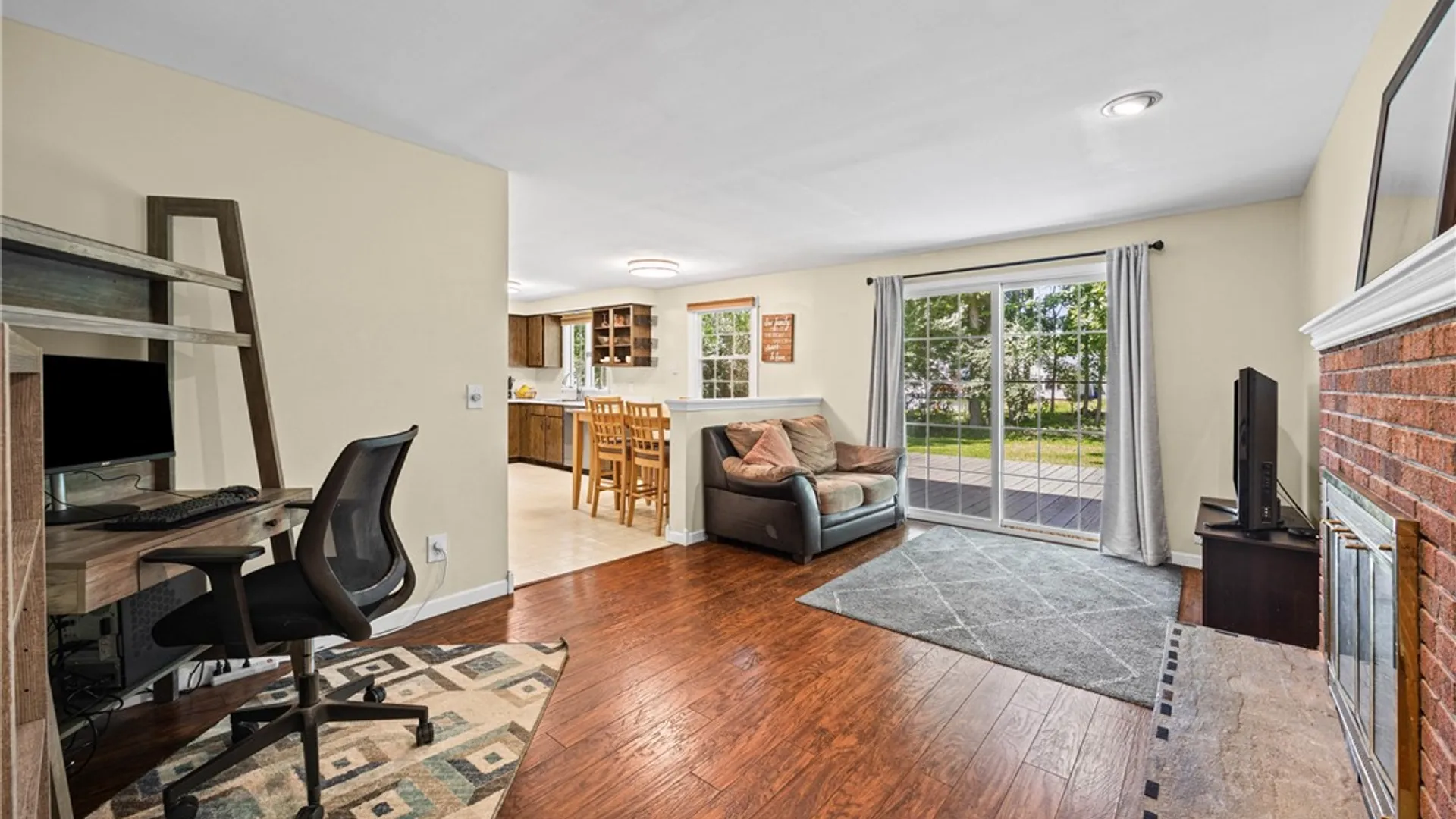 Property at 32 Autumn Oak Cir, Penfield, NY 14526 21