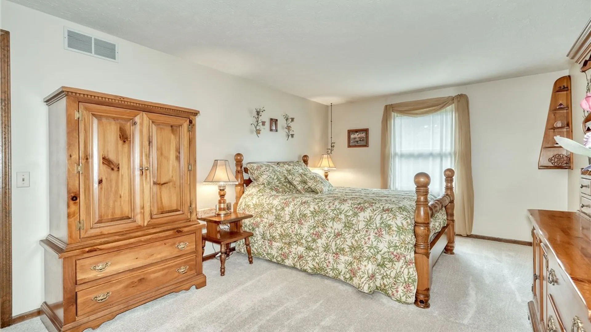 Property at 1443 Loughton Drive, Webster, NY 14580 29