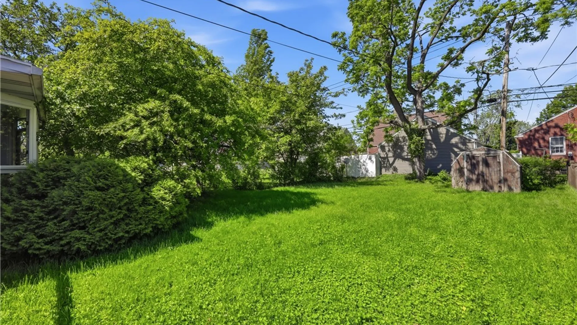 Property at 24 Irving, Tonawanda, NY 14223 24
