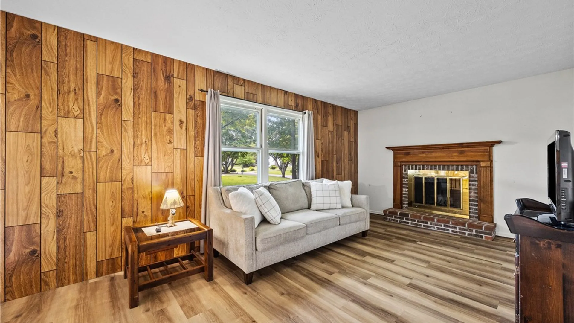 Property at 6149 Barkwood Court, Farmington, NY 14425 8