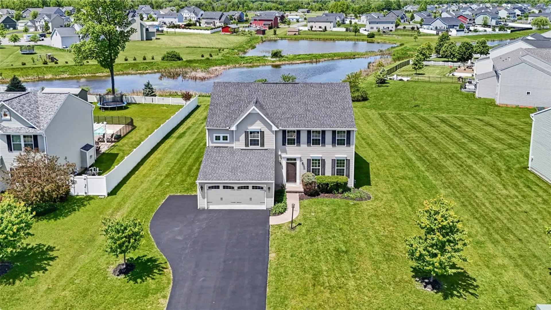 Property at 1768 Spartan Drive, Farmington, NY 14425 44