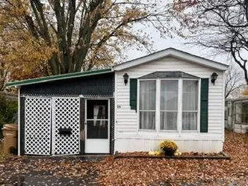 Property at 15 Lobue Lane, Cheektowaga, NY 14225