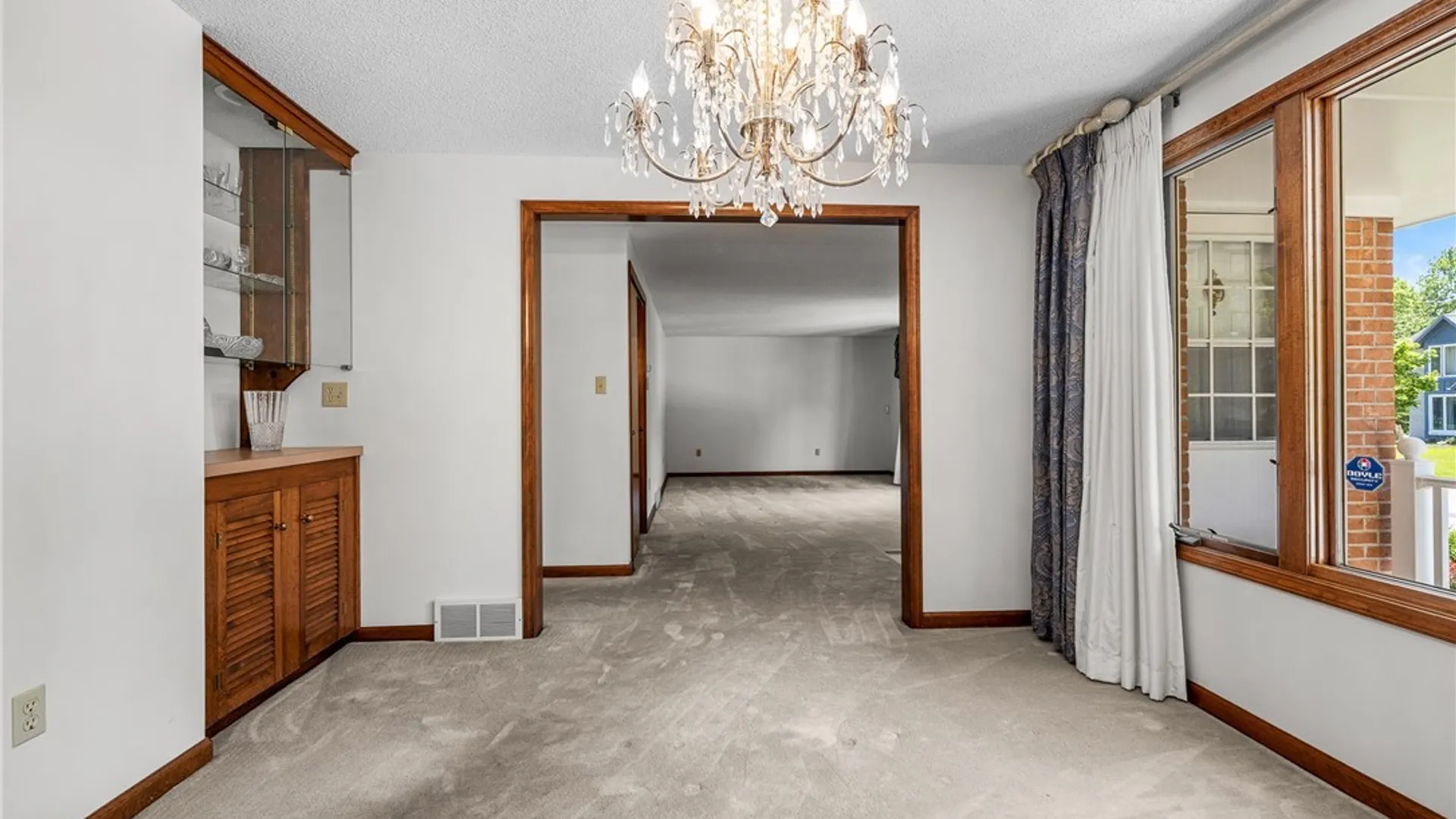 Property at 202 Daven Drive, Amherst, NY 14068 9