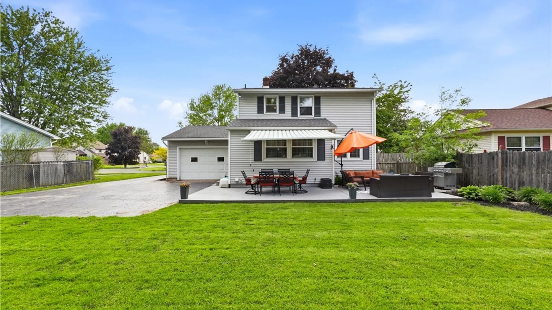 Property at 104 Park Lane Circle, Lockport City, NY 14094 25