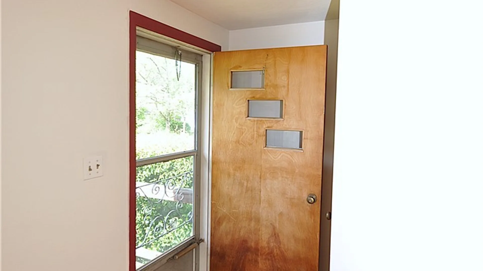 Property at 129 Saint Louis Avenue, Syracuse, NY 13207 6