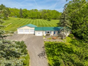 2404 Cambier Rd, Arcadia, NY 14513