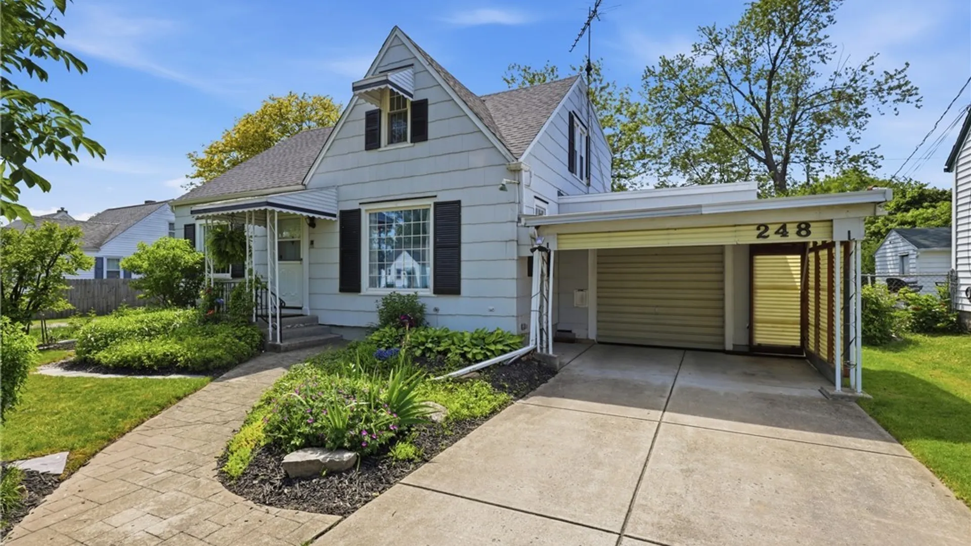 Property at 248 Oehman Boulevard, Cheektowaga, NY 14225 4