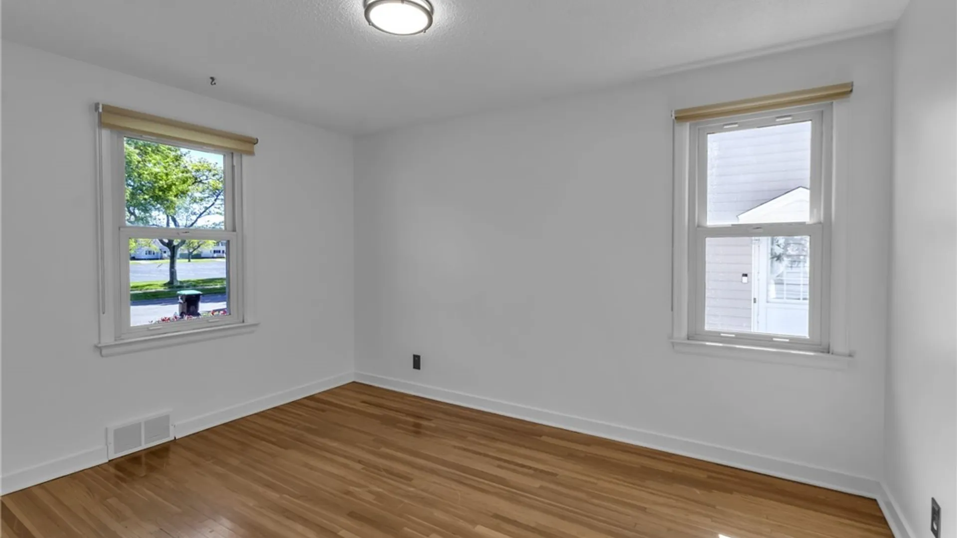 Property at 368 Mcconkey Drive, Tonawanda, NY 14223 16