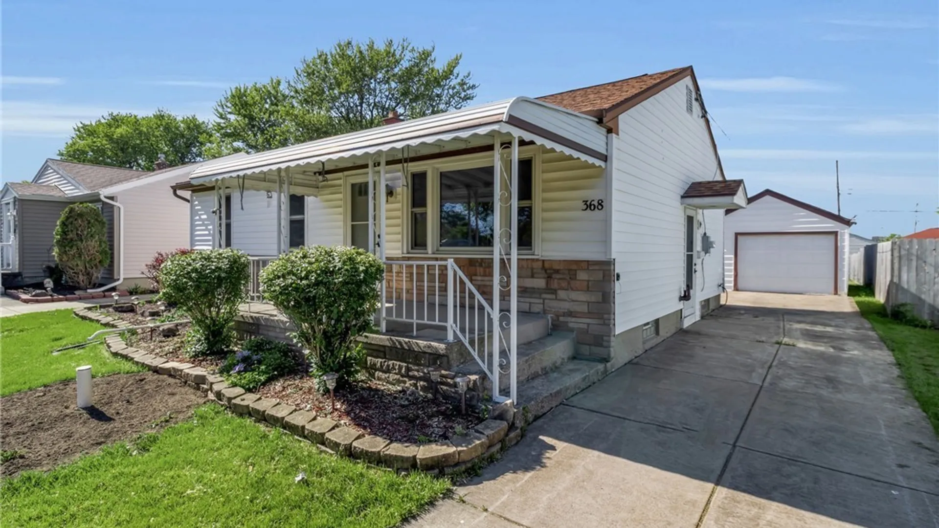 Property at 368 Mcconkey Drive, Tonawanda, NY 14223 2