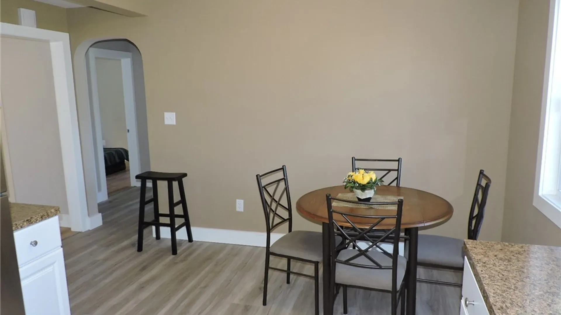 Property at 110 Onondaga Avenue, West Seneca, NY 14220 5