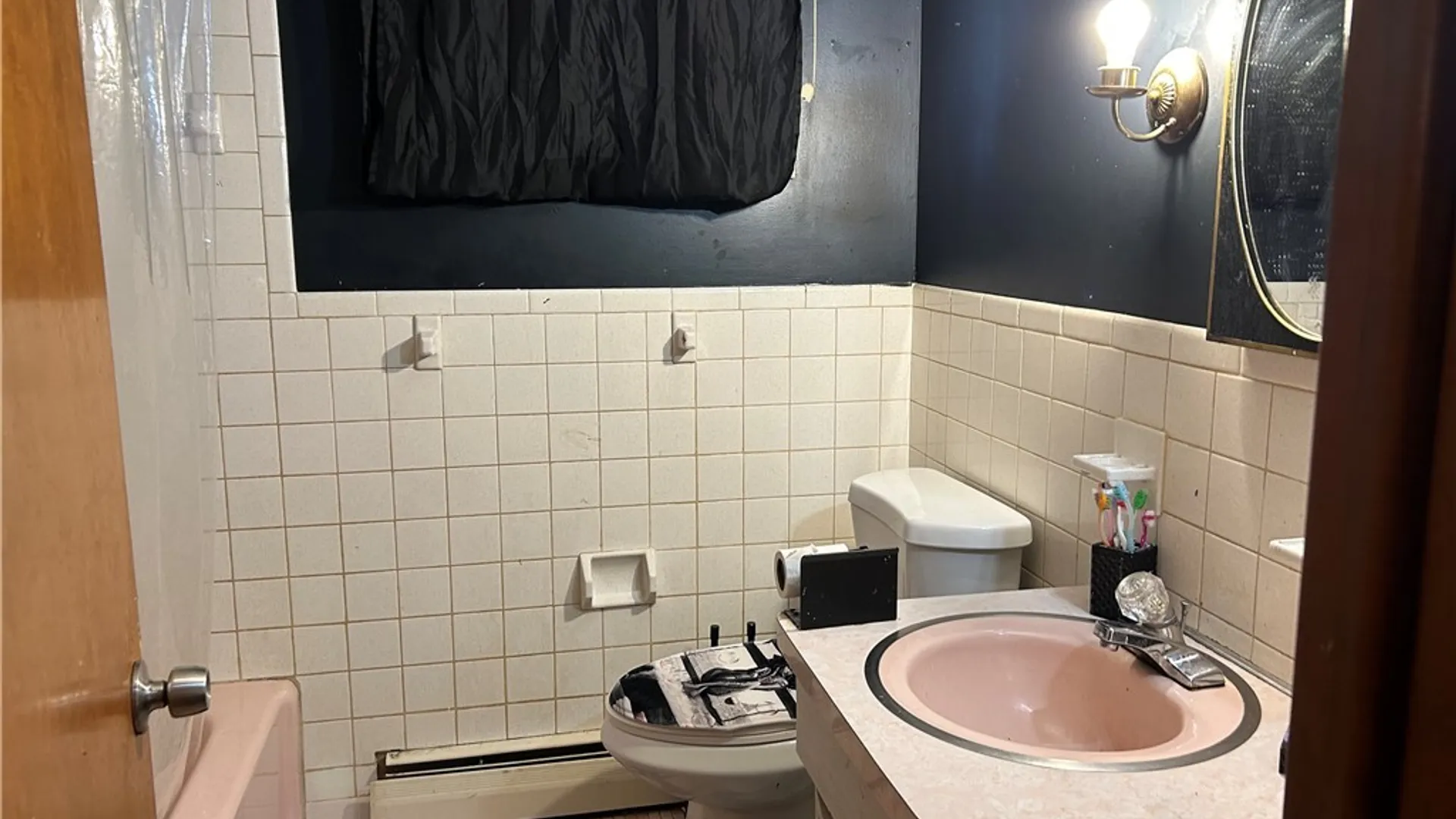 Property at 85 Andres Place, Cheektowaga, NY 14225 15