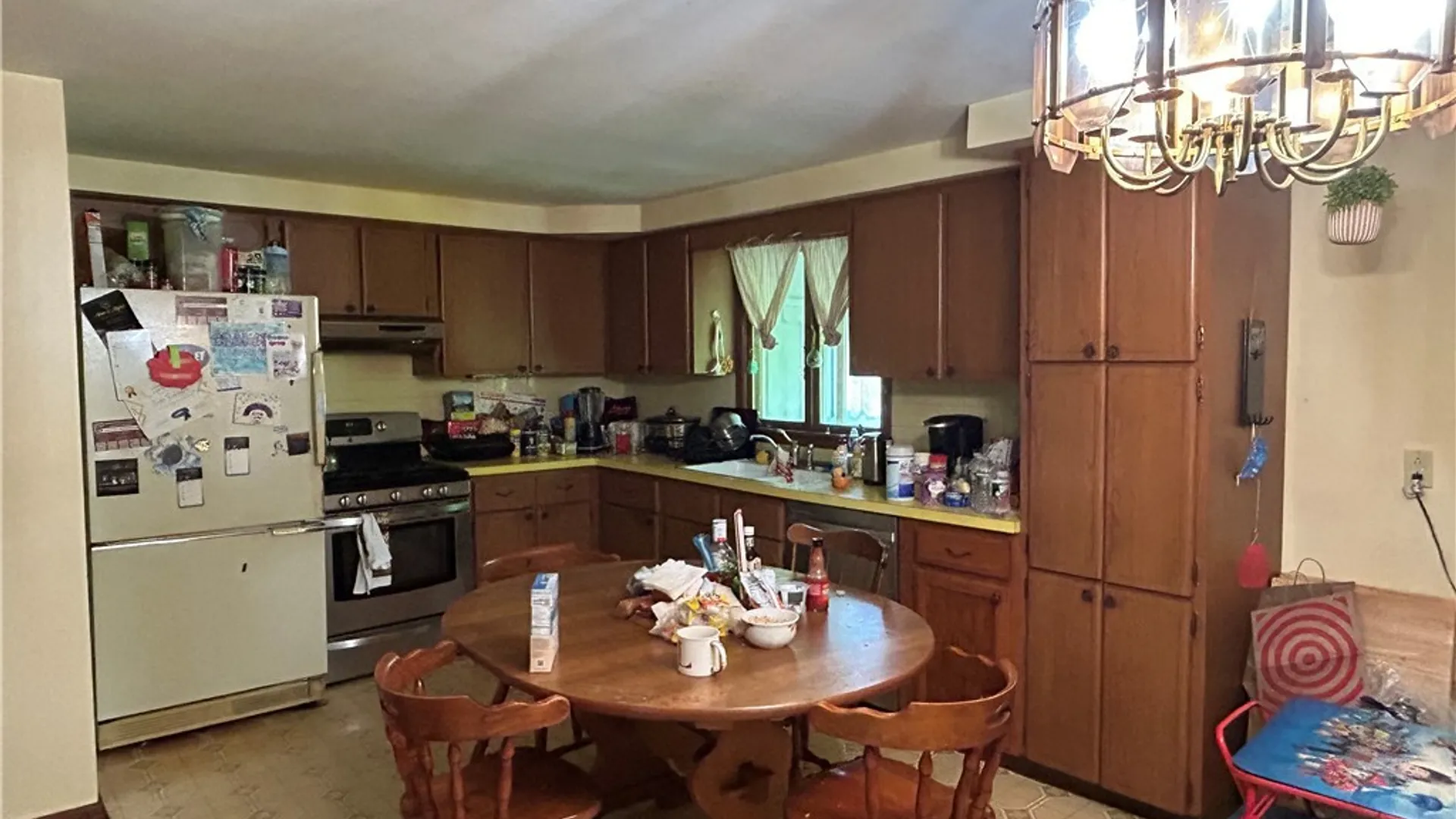 Property at 85 Andres Place, Cheektowaga, NY 14225 6