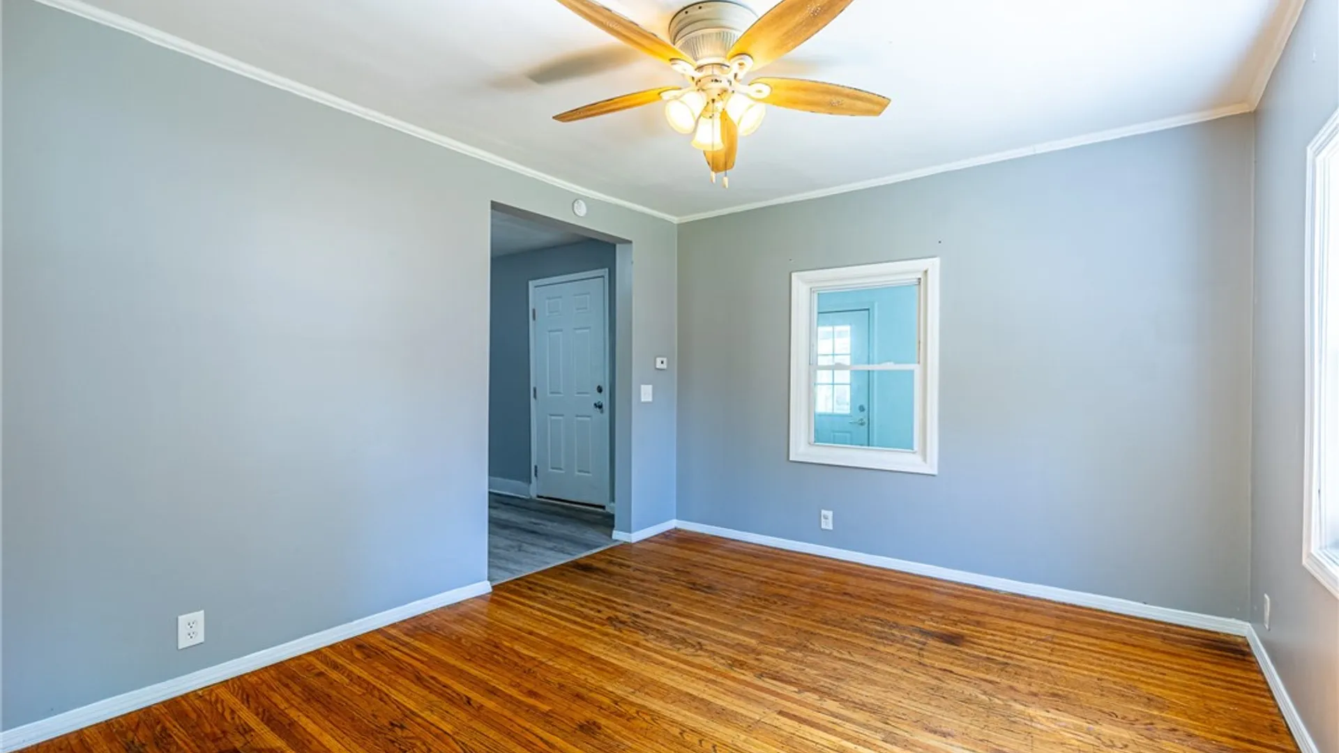 Property at 256 Avenue D, Rochester, NY 14621 12