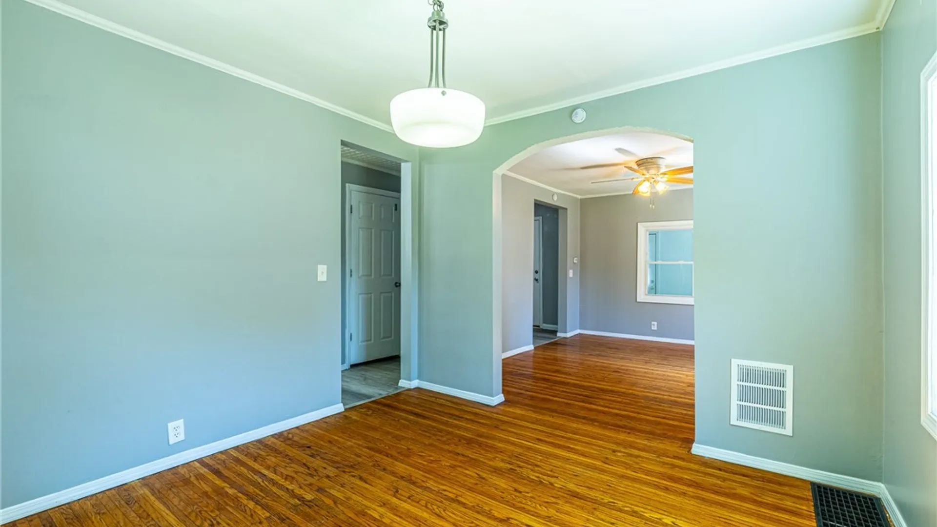 Property at 256 Avenue D, Rochester, NY 14621 16