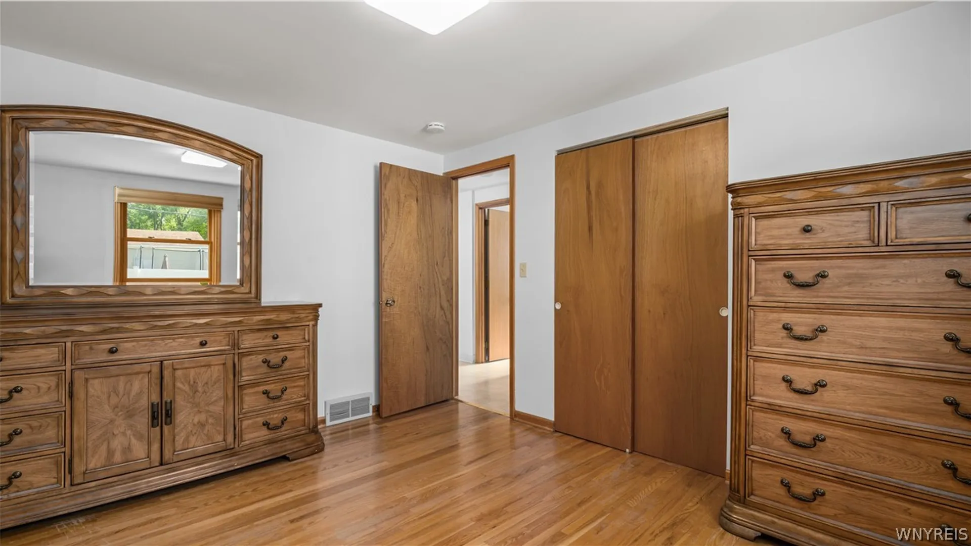Property at 81 Dubonnet Drive, Cheektowaga, NY 14043 12