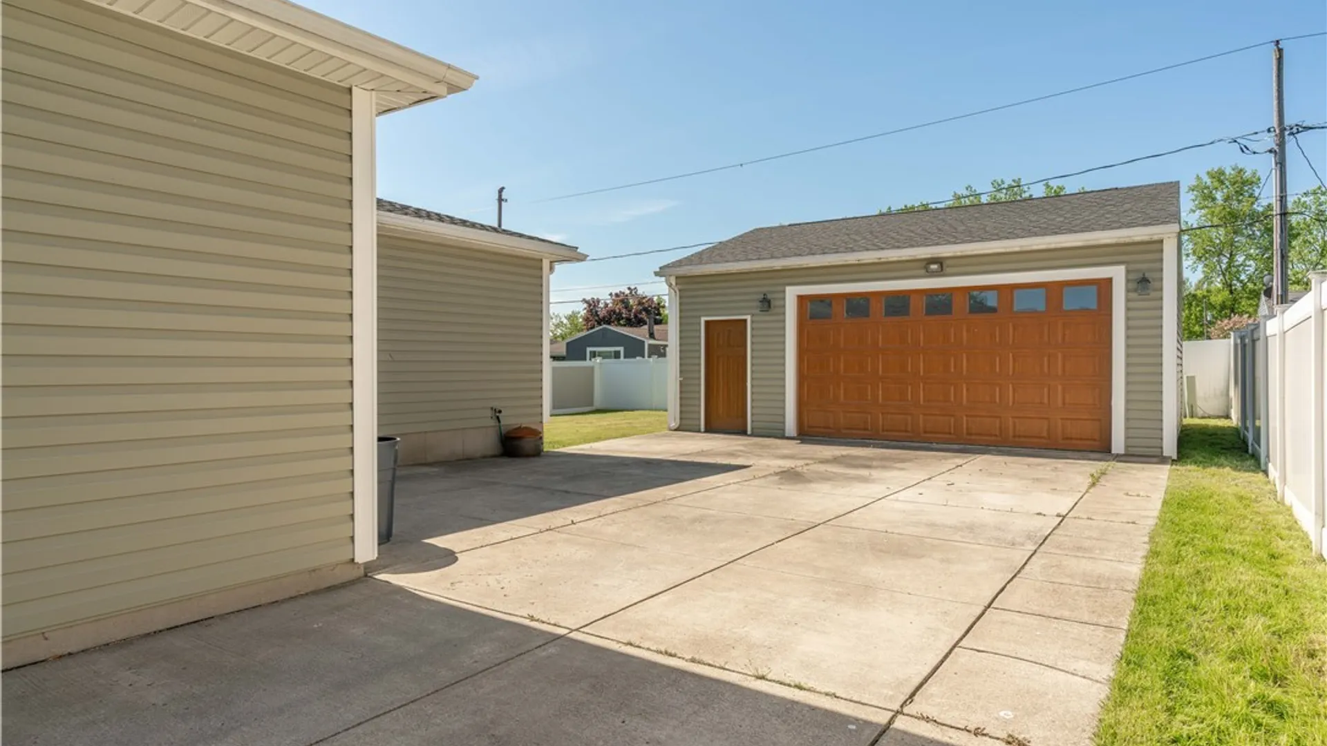 Property at 81 Dubonnet Drive, Cheektowaga, NY 14043 22