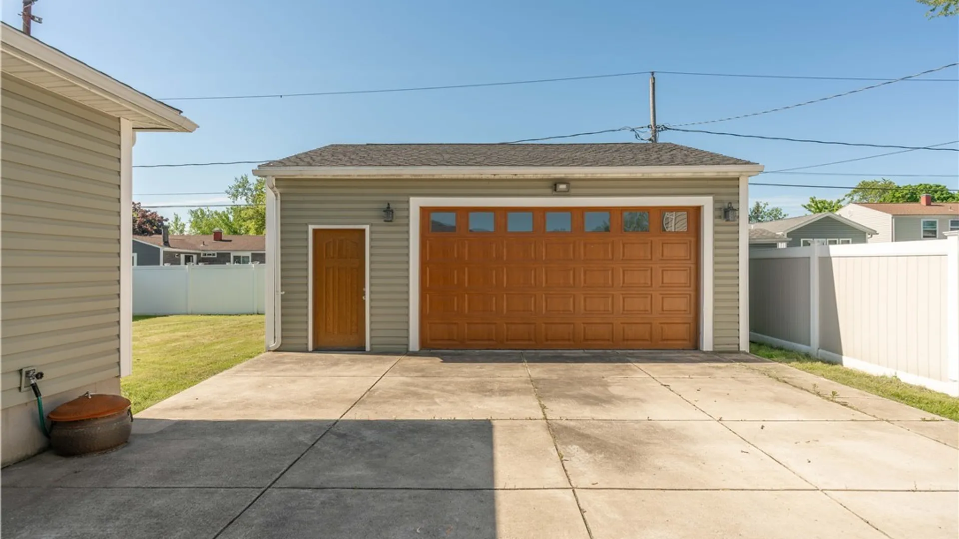 Property at 81 Dubonnet Drive, Cheektowaga, NY 14043 23