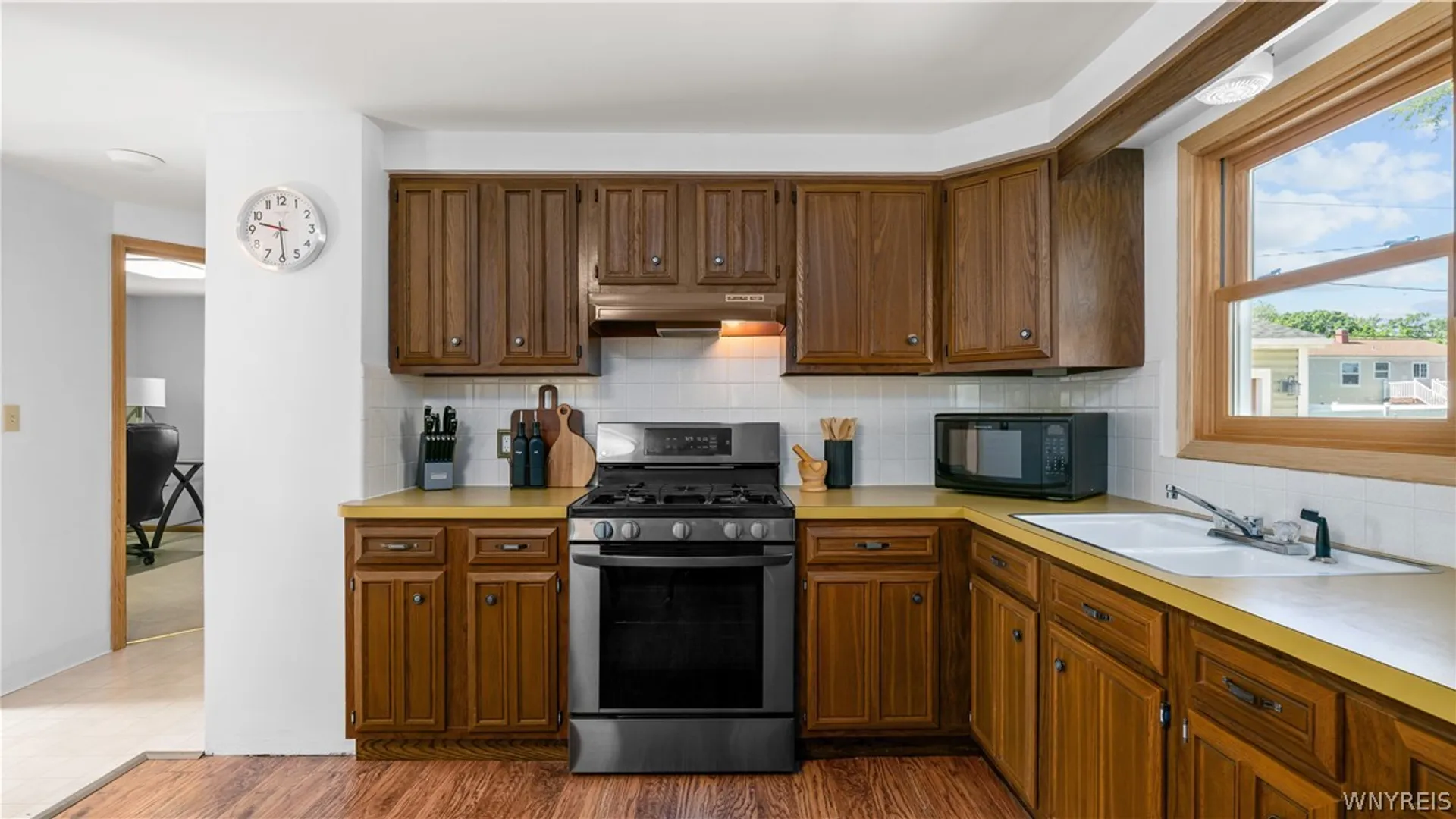 Property at 81 Dubonnet Drive, Cheektowaga, NY 14043 6