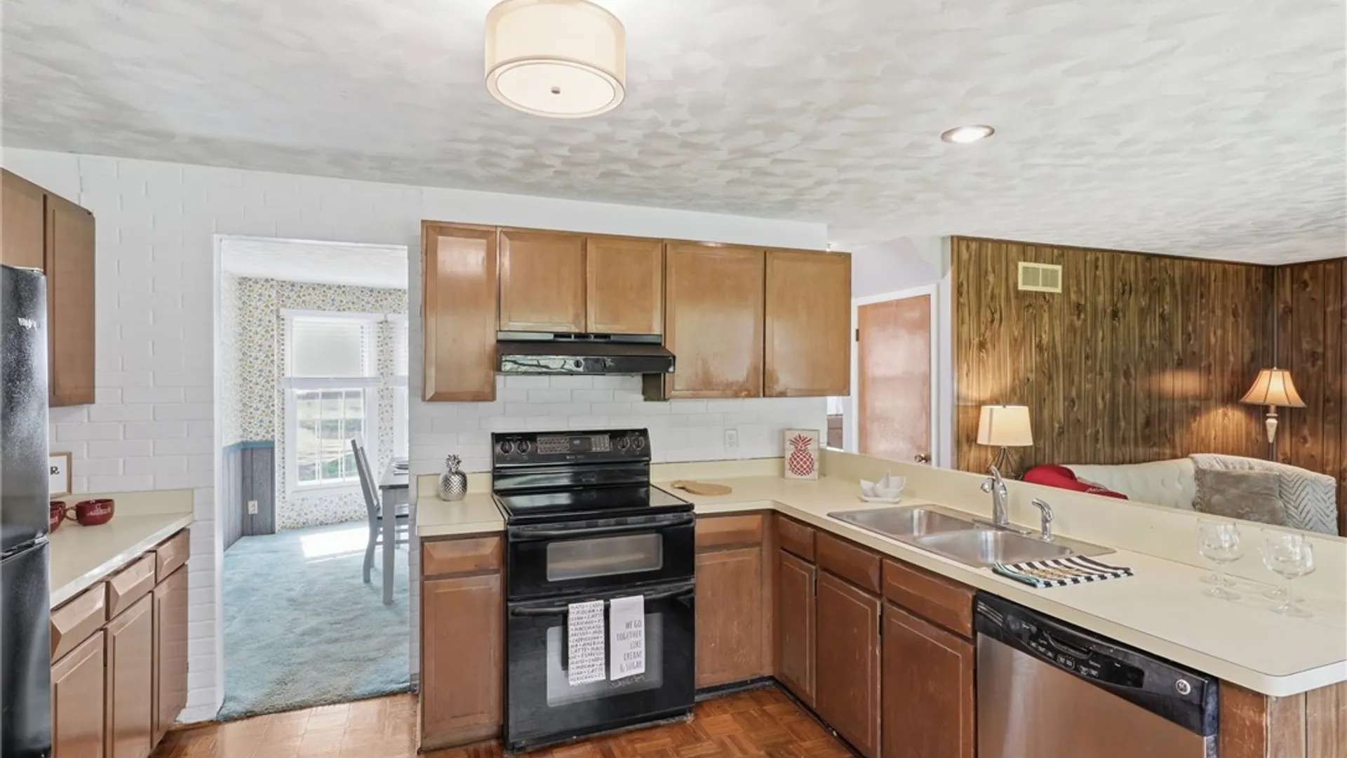 Property at 40 Harper Drive, Pittsford, NY 14534 10