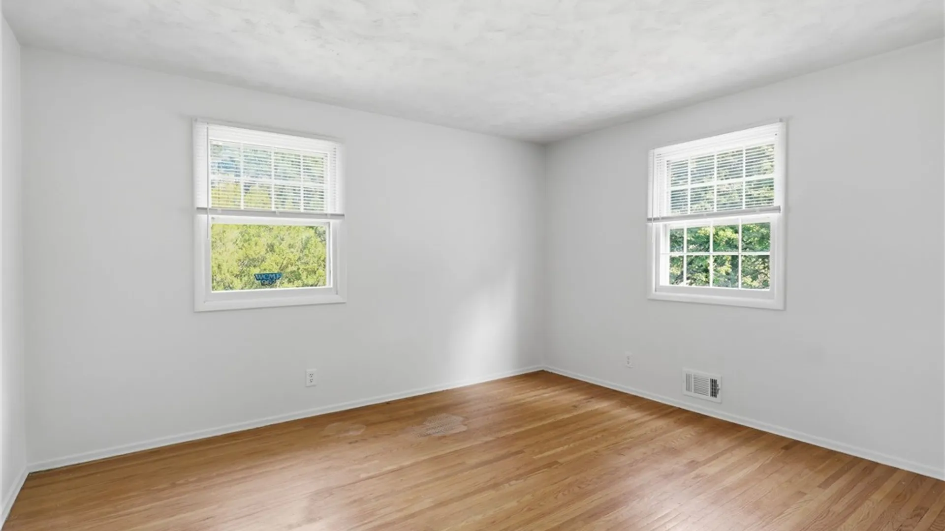 Property at 40 Harper Drive, Pittsford, NY 14534 20