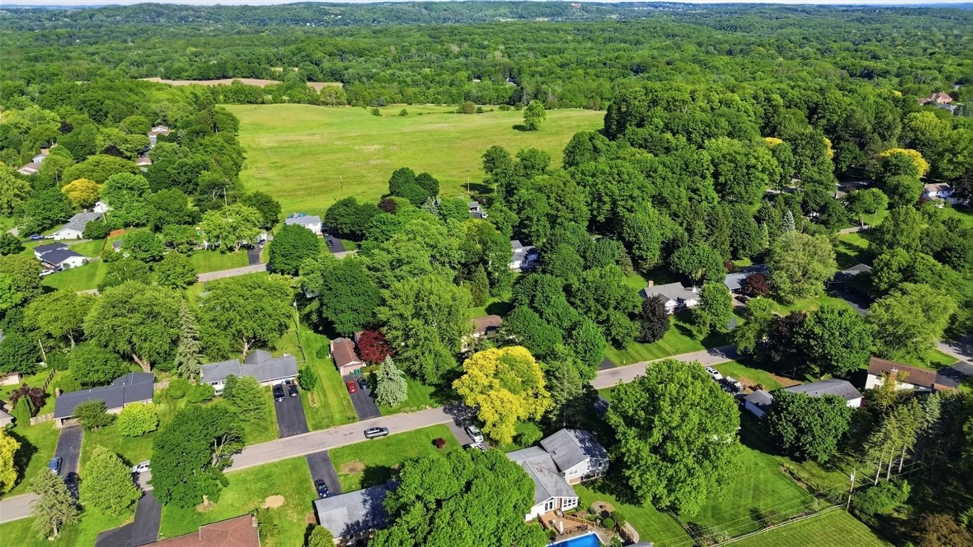 Property at 40 Harper Drive, Pittsford, NY 14534 35