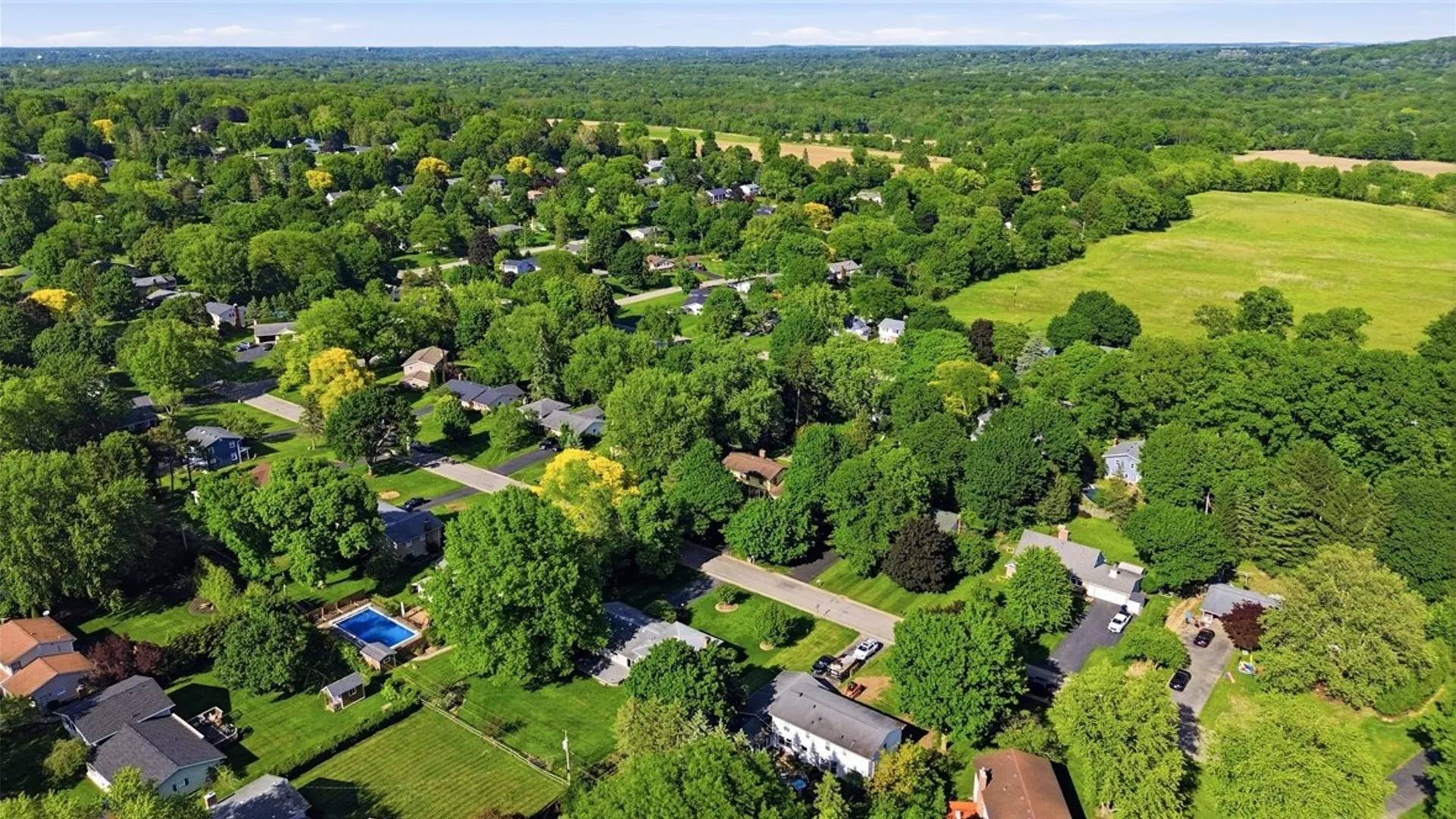 Property at 40 Harper Drive, Pittsford, NY 14534 41