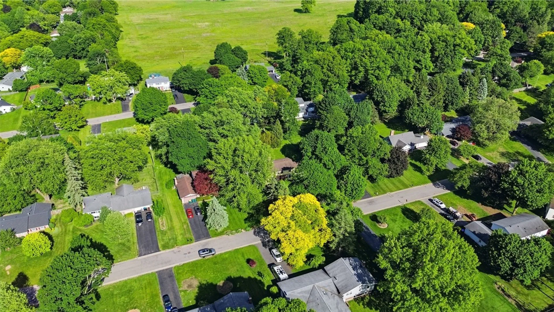 Property at 40 Harper Drive, Pittsford, NY 14534 42