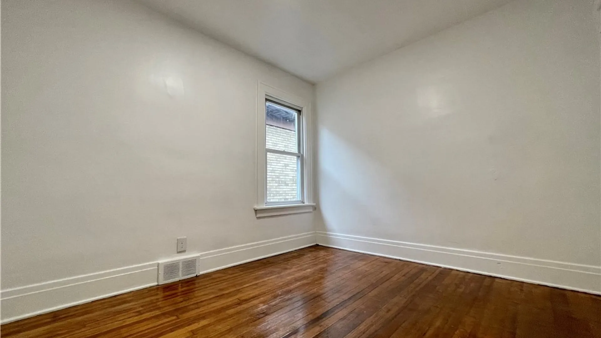 Property at 434 23rd Street, Niagara Falls, NY 14303 24