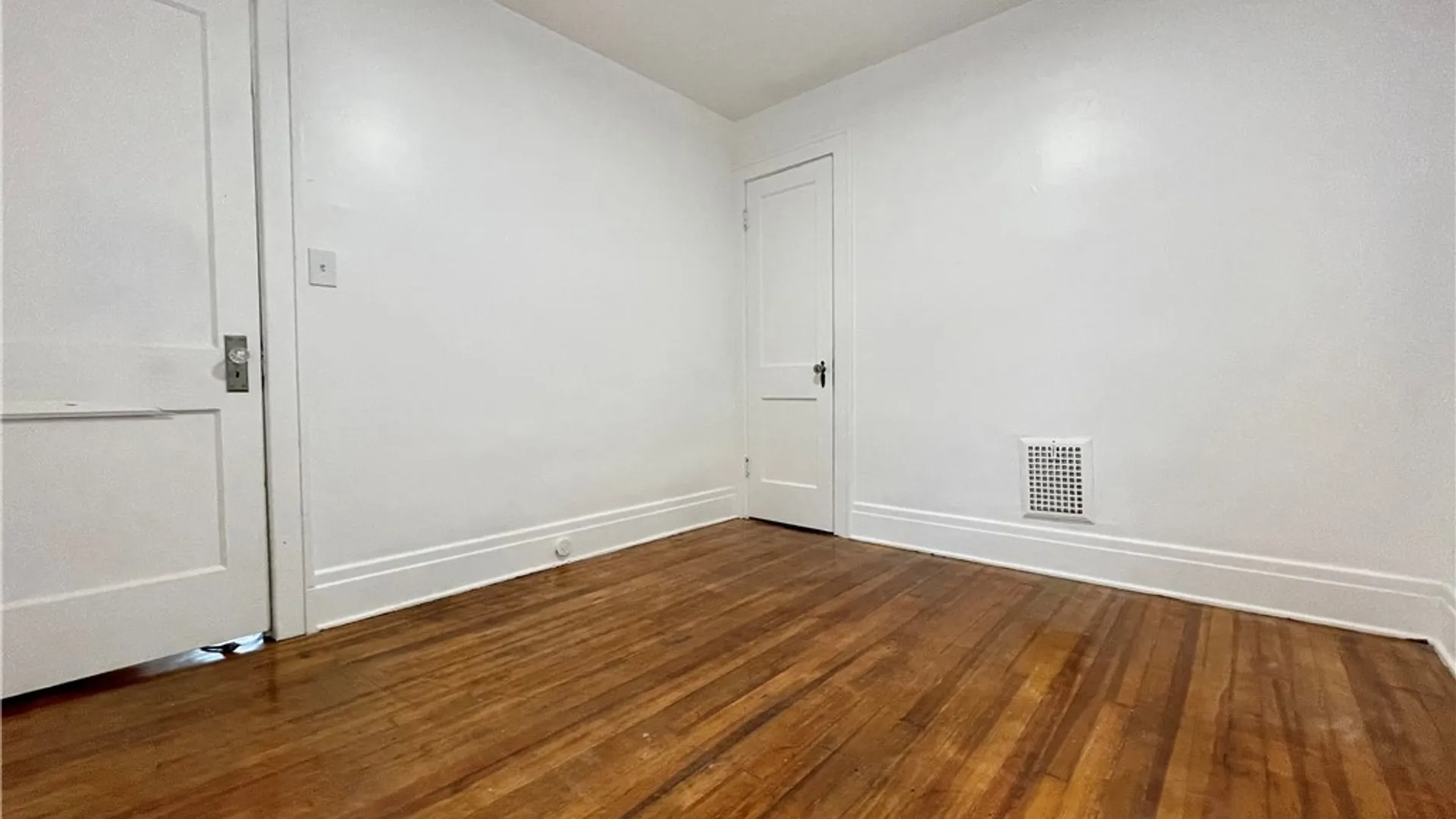 Property at 434 23rd Street, Niagara Falls, NY 14303 28