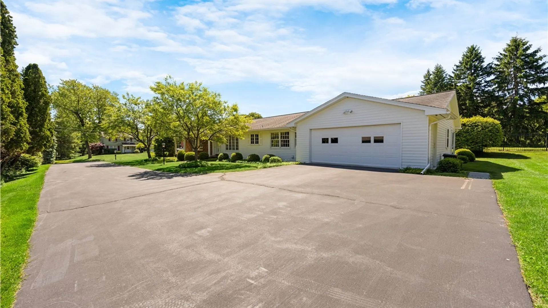 Property at 18 Clarmar Road, DeWitt, NY 13066 46