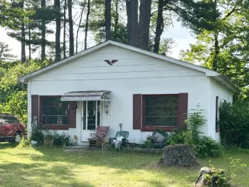 Property at 19 Fernwood Avenue, Big Flats, NY 14814
