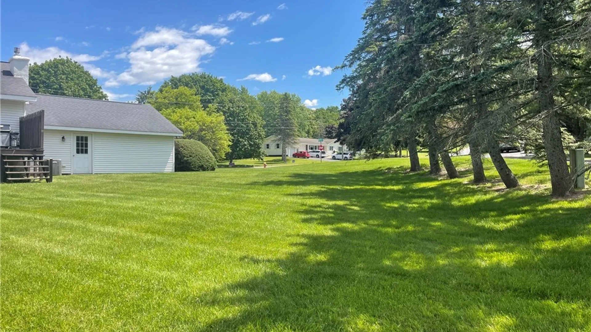 Property at 576 Stoneleigh Road, Oneida, NY 13421 7