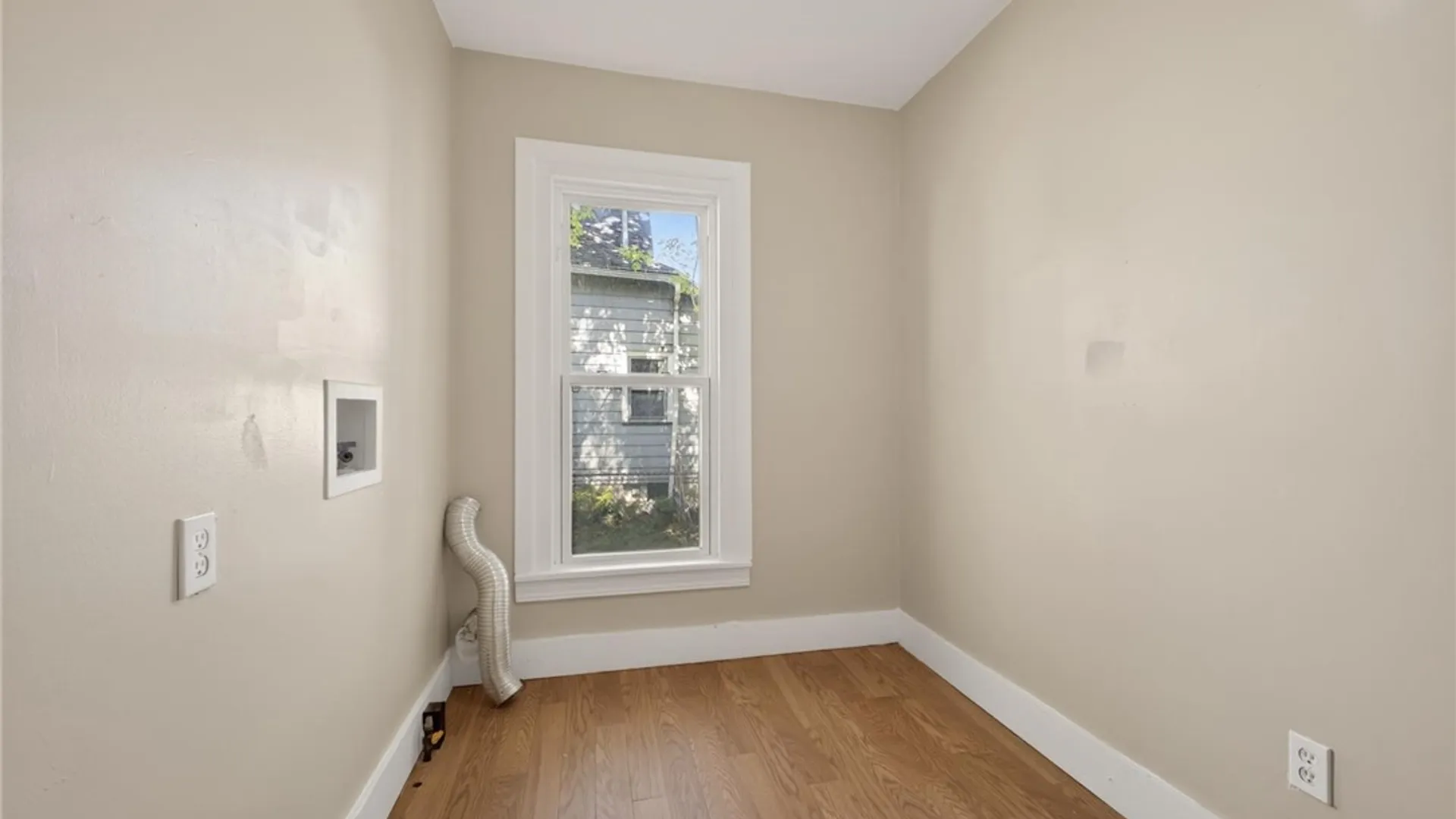 Property at 28 Upton Place, Rochester, NY 14612 22