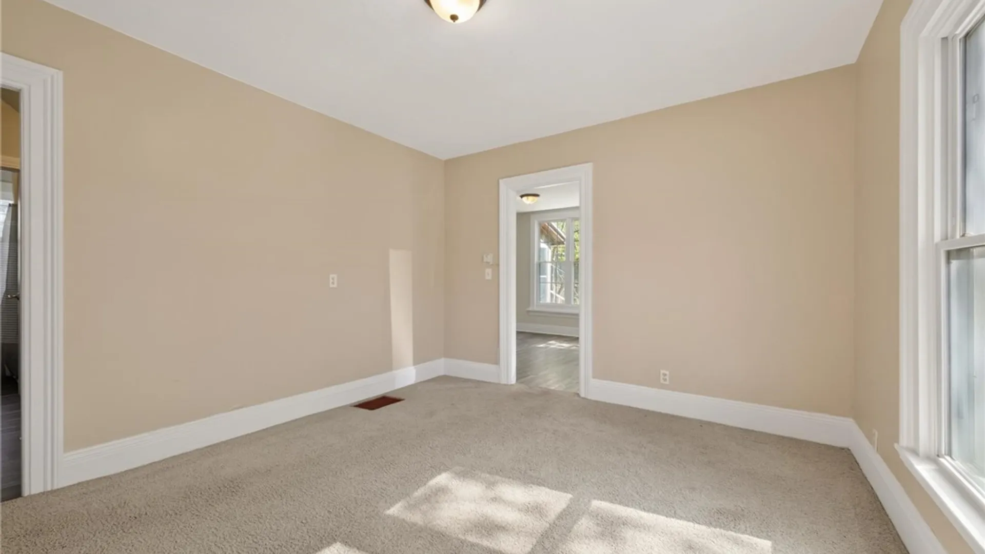 Property at 28 Upton Place, Rochester, NY 14612 23