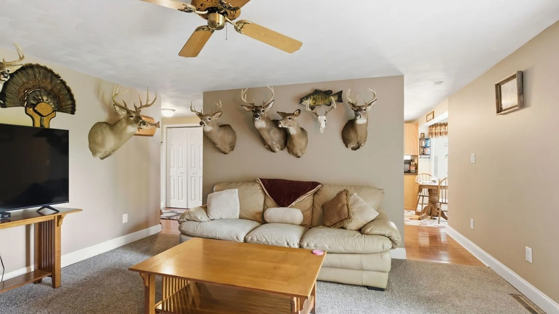 Property at 15 Meaney Circle, Scriba, NY 13126 14