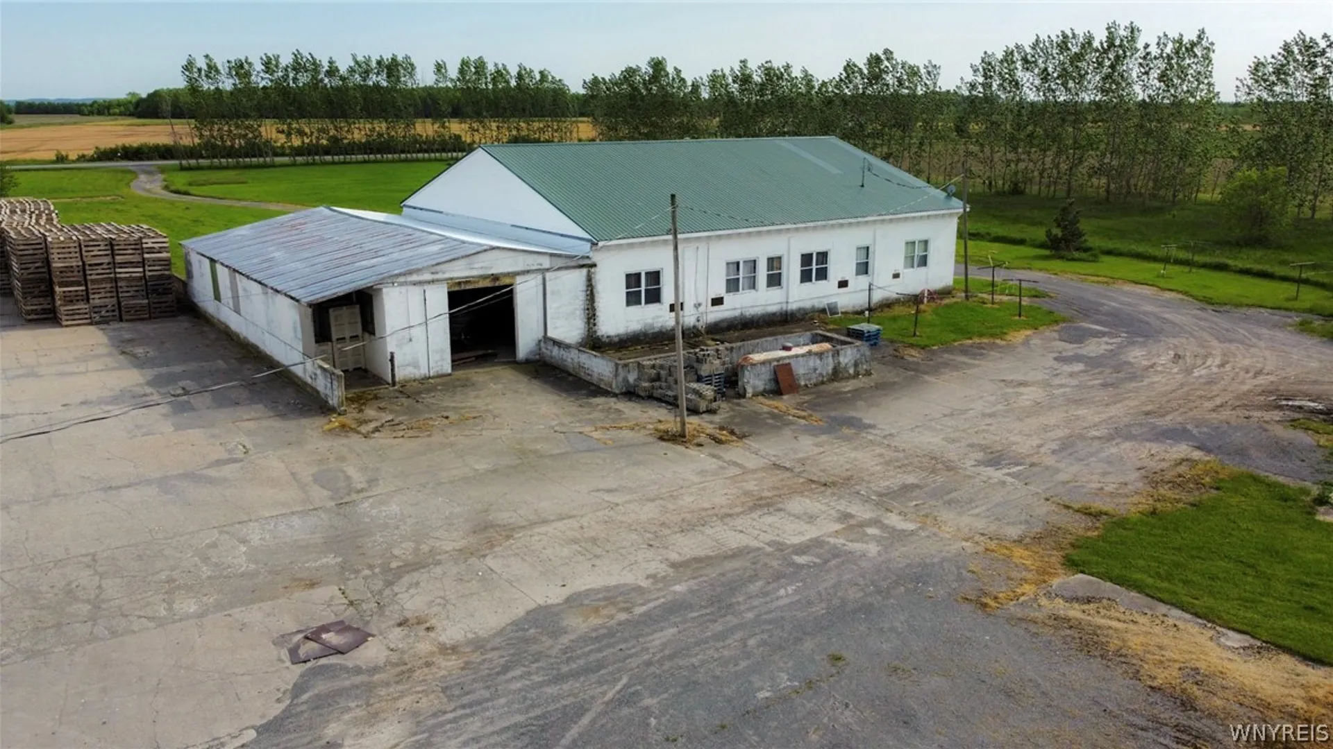 Property at 2231 Youngstown Wilson Road, Porter, NY 14131 30