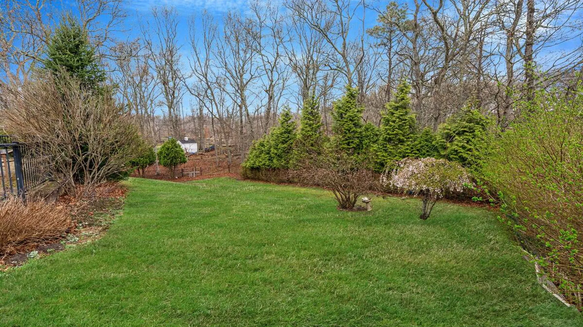 Property at 17 Holmes Avenue, Eastport, NY 11941 41